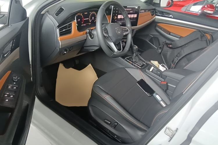 Used Volkswagen Bora 2023 200TSI DSG YueXing PRO Edition Left Front Seat