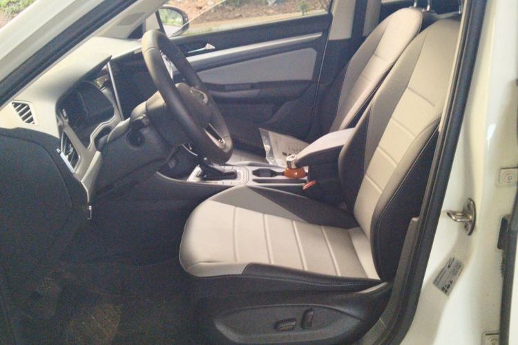 Used Volkswagen Bora 2023 200TSI DSG YueXing PRO Edition Left Front Seat