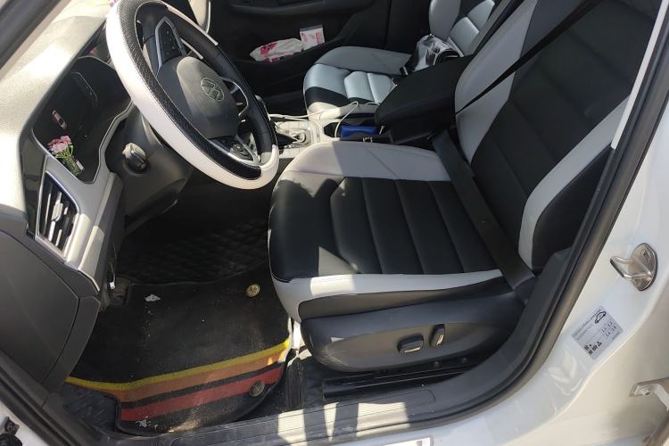Used Volkswagen Bora 2023 300TSI DSG Prestige Edition Left Front Seat