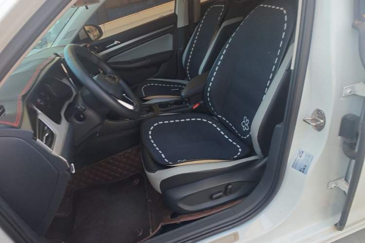 Used Volkswagen Bora 2023 300TSI DSG Prestige Edition Left Front Seat