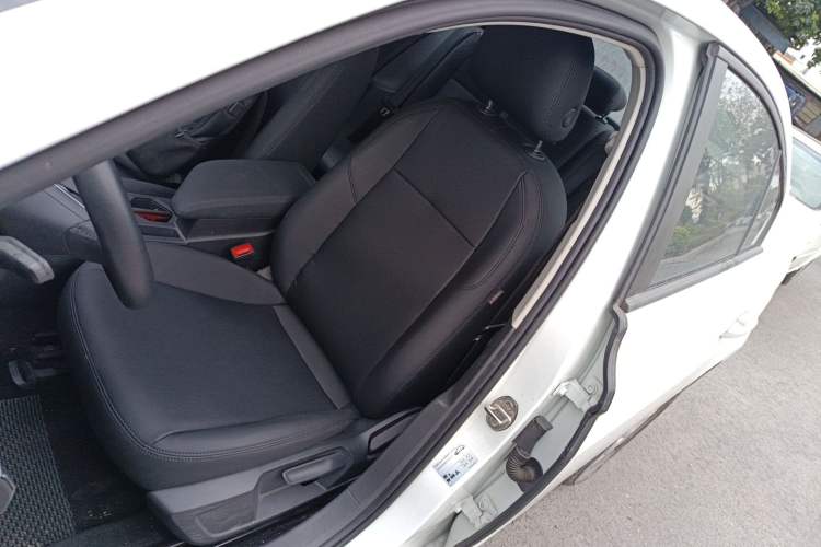 Used Volkswagen Bora 2023 200TSI DSG Comfort Edition Left Front Seat
