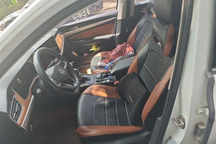Used Volkswagen Bora 2023 200TSI DSG SmartDrive PRO Edition Left Front Seat