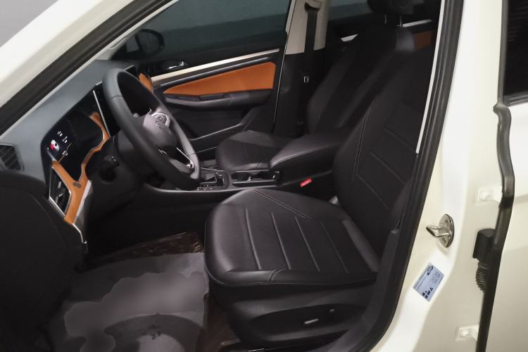 Used Volkswagen Bora 2023 200TSI DSG YueXing PRO Edition Left Front Seat