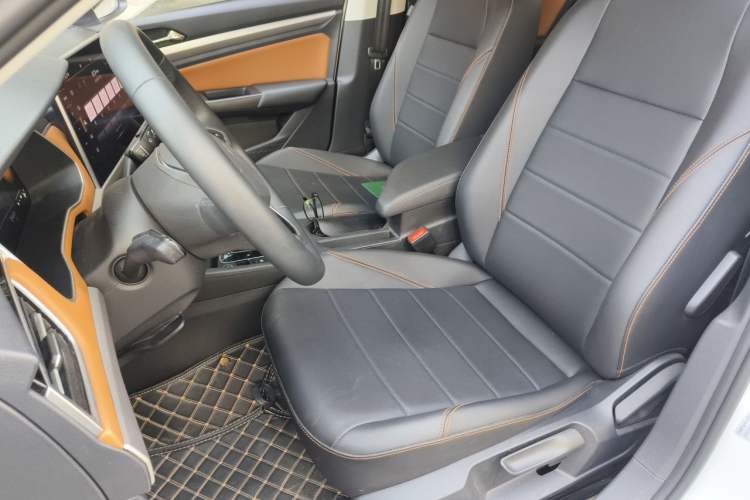 Used Volkswagen Bora 2023 200TSI DSG Enjoyment Edition Left Front Seat