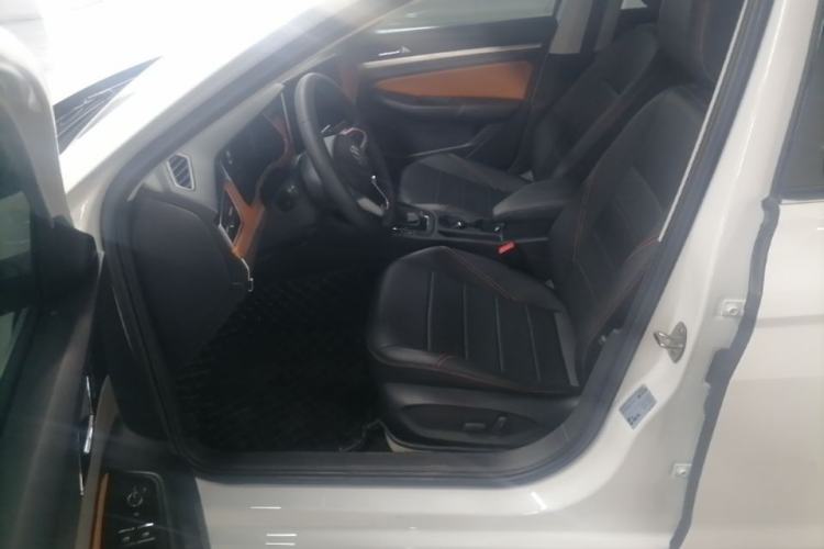Used Volkswagen Bora 2023 200TSI DSG YueXing PRO Edition Left Front Seat