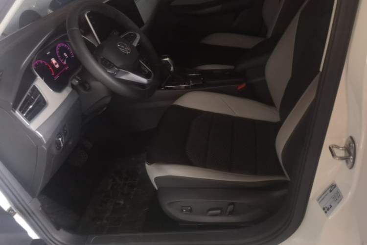 Used Volkswagen Bora 2023 300TSI DSG Prestige Edition Left Front Seat