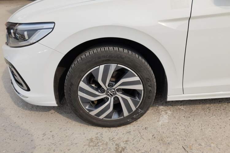 Used Volkswagen Bora 2023 200TSI DSG Enjoyment Edition Left Front Wheel Hub
