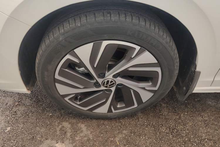 Used Volkswagen Bora 2023 200TSI DSG YueXing PRO Edition Left Front Wheel Hub