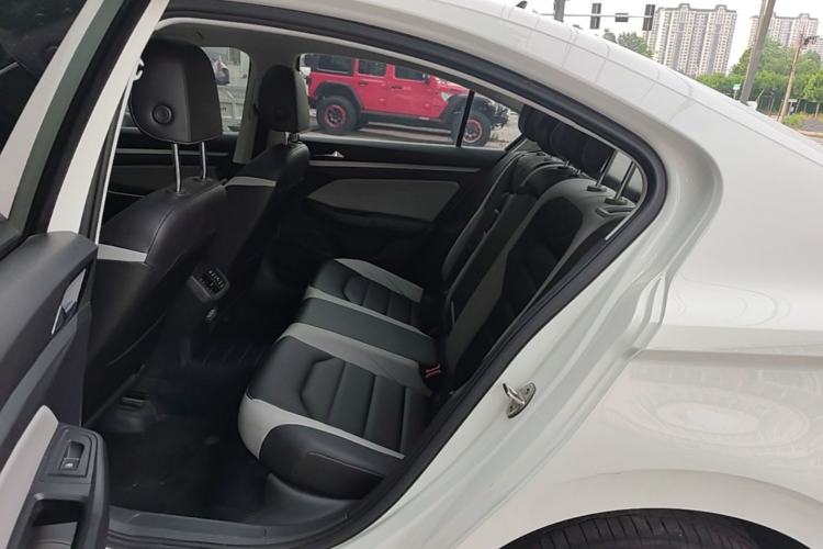 Used Volkswagen Bora 2023 300TSI DSG Prestige Edition Left Rear Seat