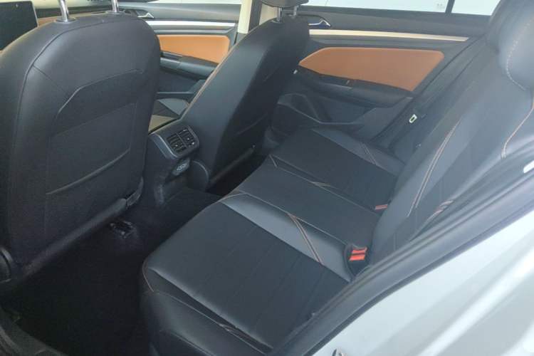 Used Volkswagen Bora 2023 200TSI DSG Enjoyment Edition Left Rear Seat