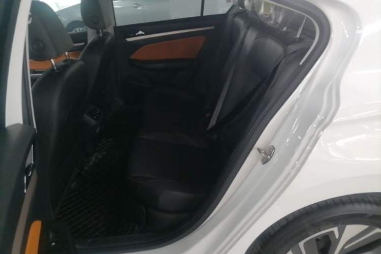 Used Volkswagen Bora 2023 200TSI DSG YueXing PRO Edition Left Rear Seat