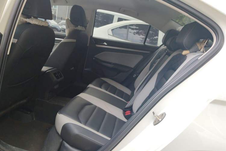 Used Volkswagen Bora 2023 280TSI DSG Prestige Edition Left Rear Seat