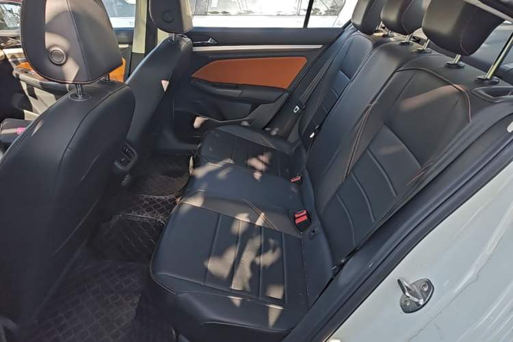 Used Volkswagen Bora 2023 200TSI DSG YueXing PRO Edition Left Rear Seat