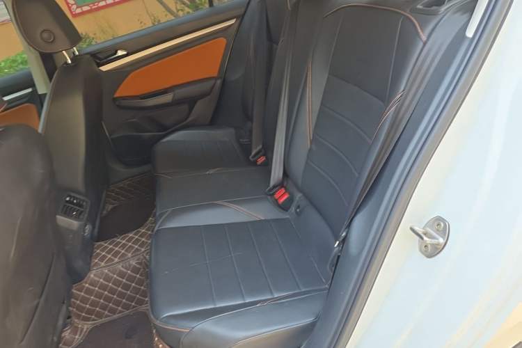 Used Volkswagen Bora 2023 Revised Version 200TSI DSG YueXing PRO Edition Left Rear Seat