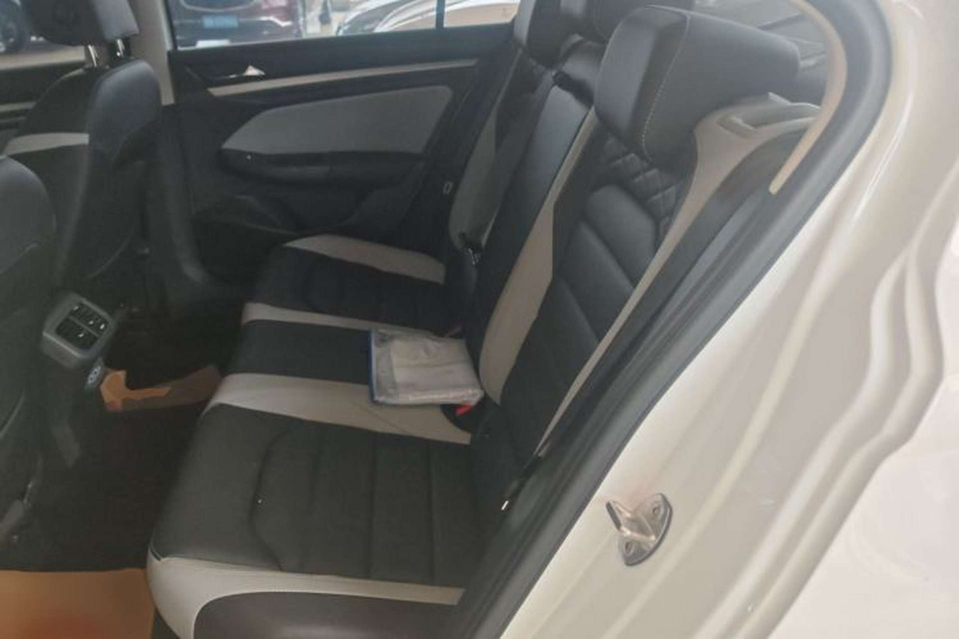 Used Volkswagen Bora 2023 300TSI DSG Prestige Edition Left Rear Seat