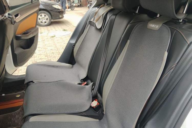 Used Volkswagen Bora 2023 200TSI DSG Enjoyment Edition Left Rear Seat
