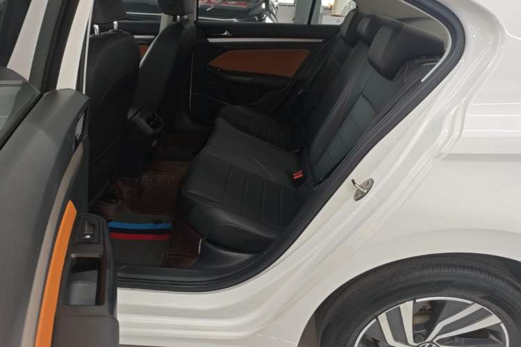 Used Volkswagen Bora 2023 200TSI DSG Smart Drive Version Left Rear Seat
