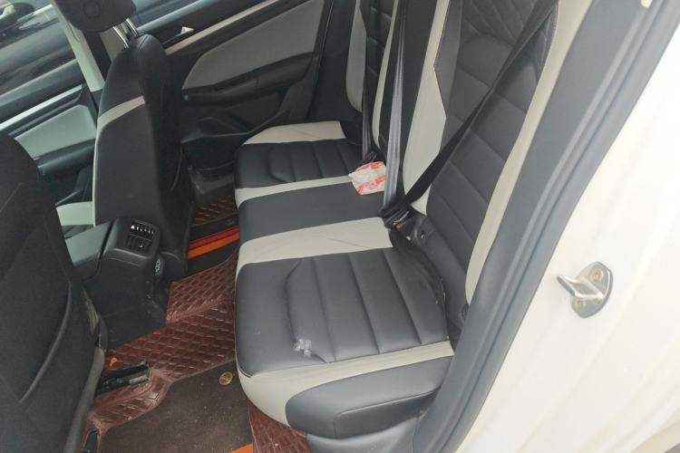 Used Volkswagen Bora 2023 300TSI DSG Prestige Edition Left Rear Seat