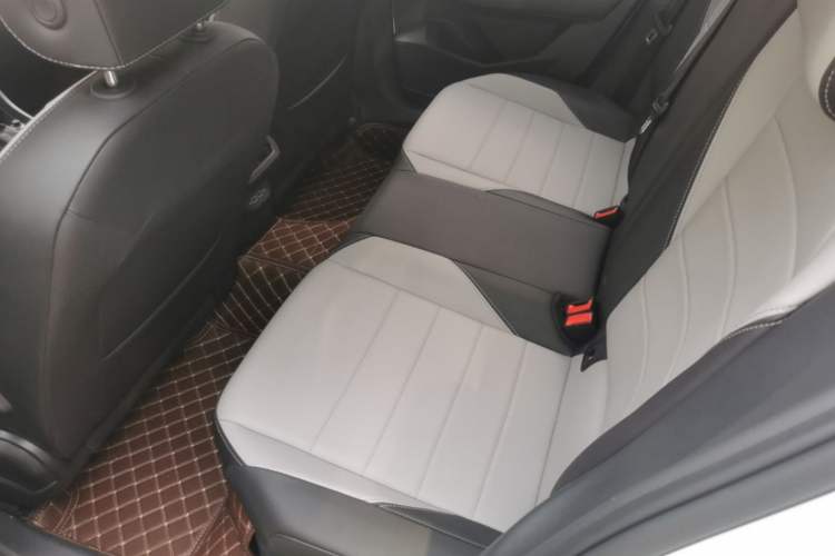 Used Volkswagen Bora 2023 200TSI DSG Enjoyment Edition Left Rear Seat