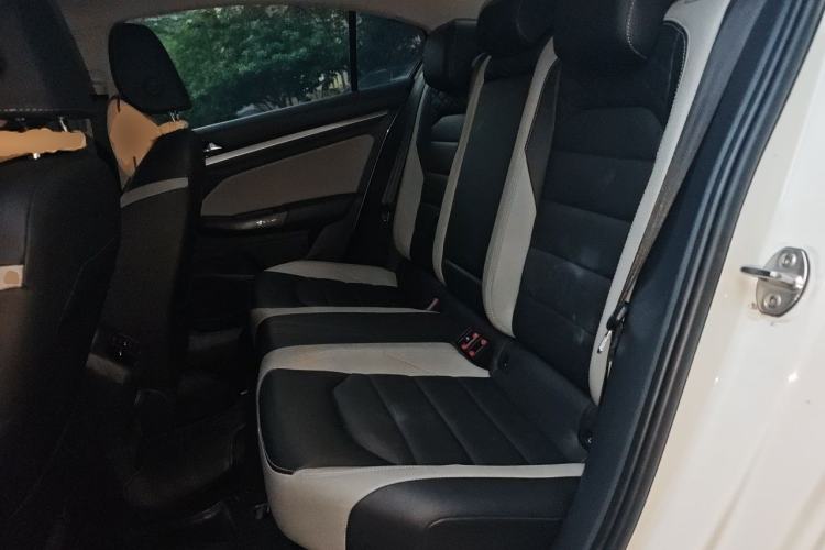 Used Volkswagen Bora 2023 300TSI DSG Prestige Edition Left Rear Seat