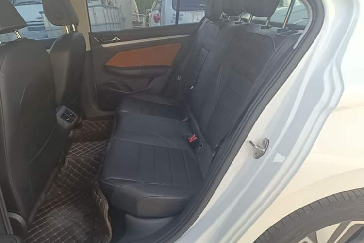 Used Volkswagen Bora 2023 200TSI DSG YueXing PRO Edition Left Rear Seat