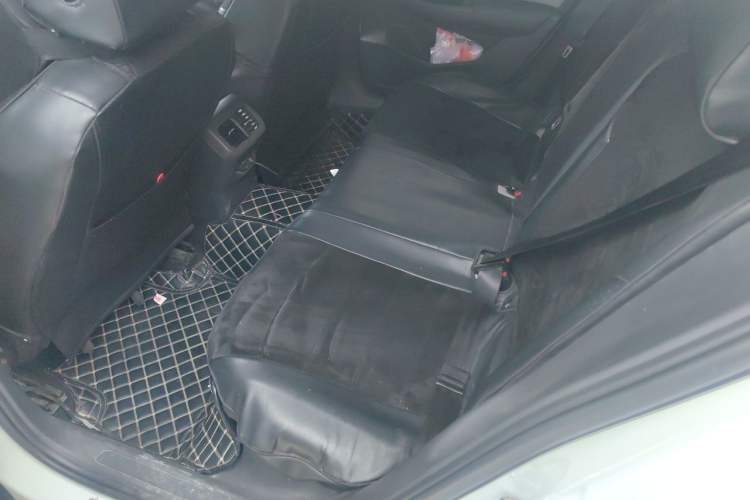 Used Volkswagen Bora 2023 280TSI DSG Prestige Edition Left Rear Seat