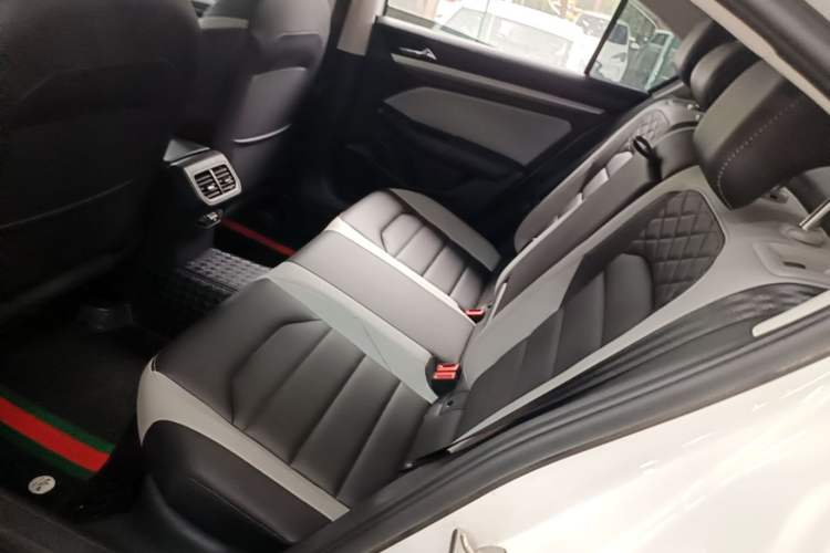 Used Volkswagen Bora 2023 300TSI DSG Prestige Edition Left Rear Seat