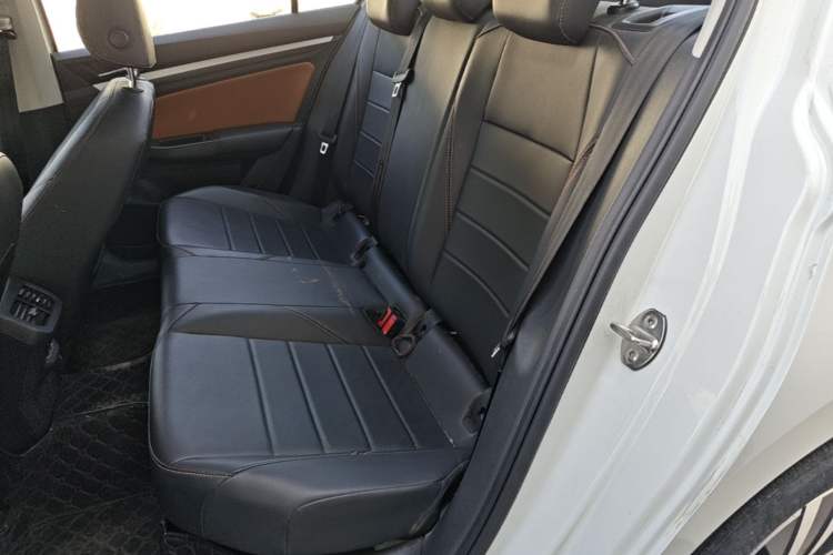 Used Volkswagen Bora 2023 200TSI DSG Enjoyment Edition Left Rear Seat