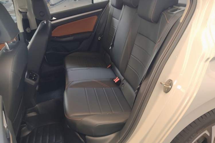 Used Volkswagen Bora 2023 200TSI DSG YueXing PRO Edition Left Rear Seat