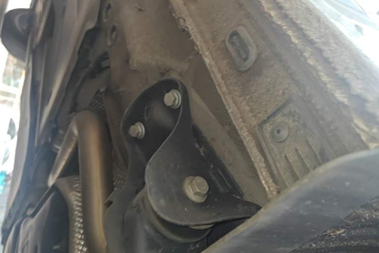 Used Volkswagen Bora 2023 200TSI DSG YueXing PRO Edition Left Side Sill