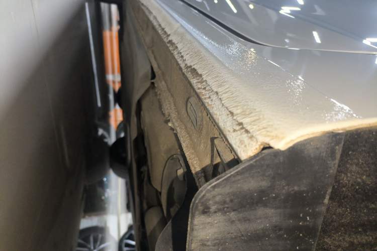Used Volkswagen Bora 2023 200TSI DSG Smart Drive Version Left Side Sill