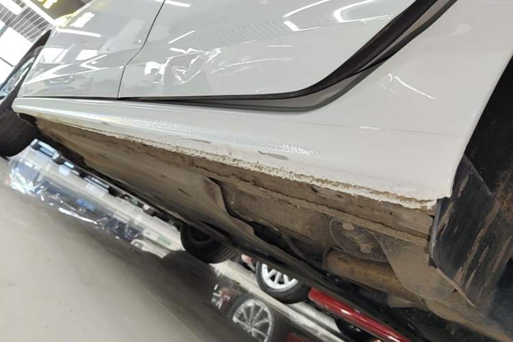 Used Volkswagen Bora 2023 200TSI DSG Enjoyment Edition Left Side Sill