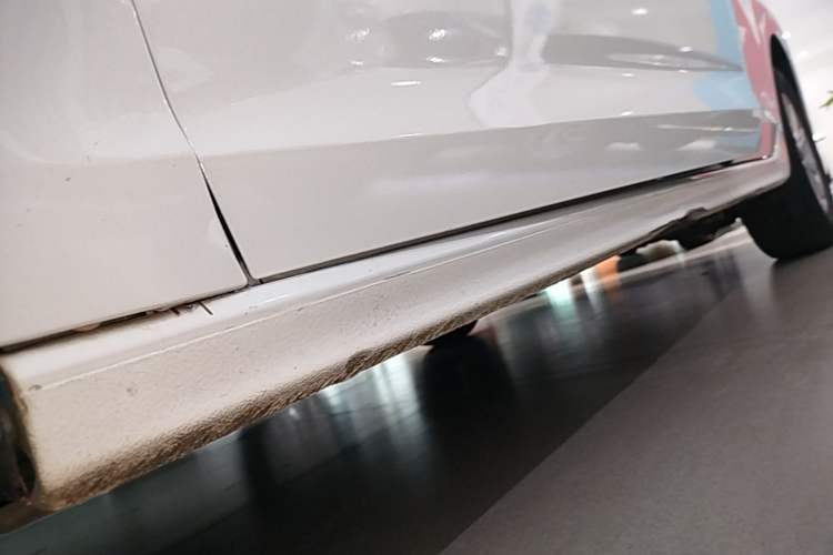 Used Volkswagen Bora 2023 200TSI DSG Comfort Edition Left Side Sill