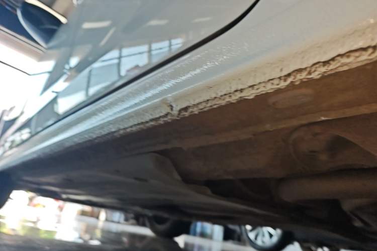 Used Volkswagen Bora 2023 280TSI DSG Comfort Edition Left Side Sill
