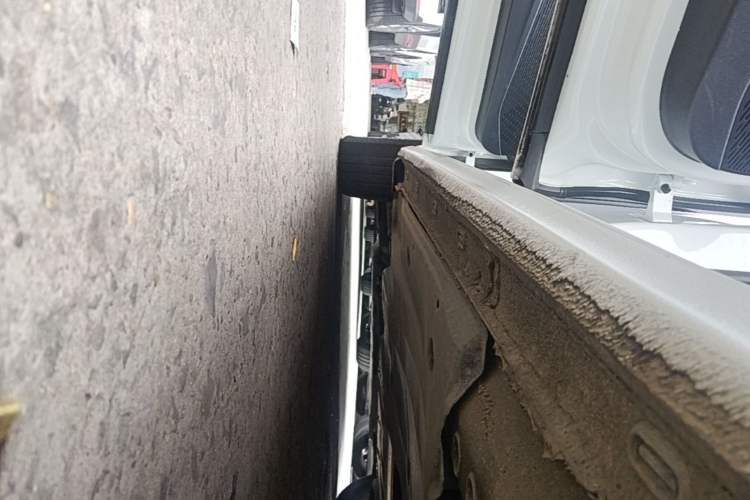 Used Volkswagen Bora 2023 200TSI DSG Enjoyment Edition Left Side Sill