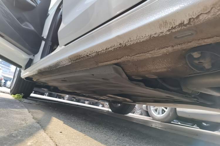 Used Volkswagen Bora 2023 200TSI DSG Comfort Edition Left Side Sill