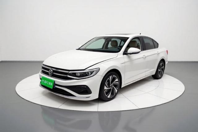 Ojetý Volkswagen Bora 2023 200TSI DSG YueXing PRO Edition
