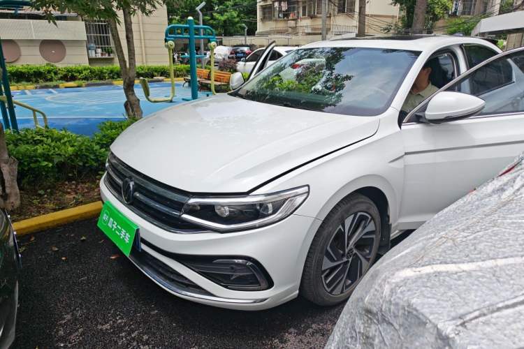 Used Volkswagen Bora 2023 200TSI DSG YueXing PRO Edition Guazi used car, China used car export, Used car for sale, Used  cars, Cheapest cars for sale