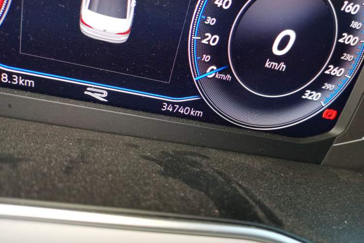 Used Volkswagen Bora 2023 300TSI DSG Prestige Edition Odometer Close Up