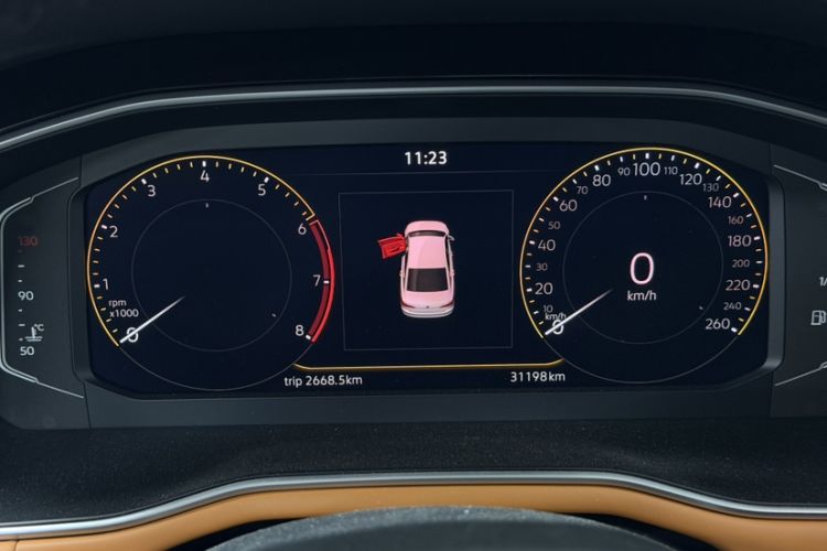 Used Volkswagen Bora 2023 200TSI DSG YueXing PRO Edition Odometer Close Up