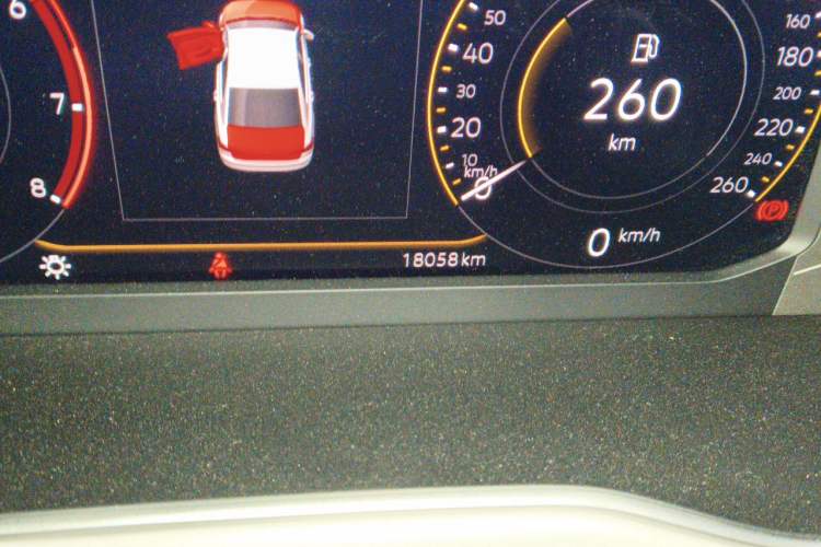 Used Volkswagen Bora 2023 200TSI DSG YueXing PRO Edition Odometer Close Up