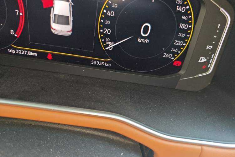 Used Volkswagen Bora 2023 200TSI DSG SmartDrive PRO Edition Odometer Close Up