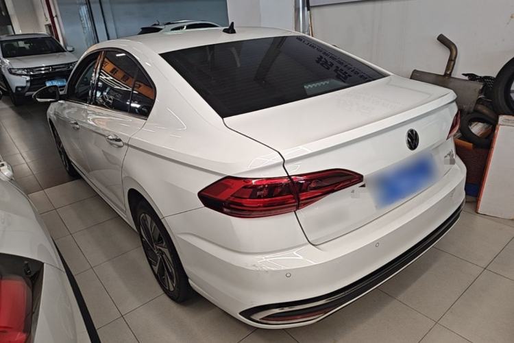 Used Volkswagen Bora 2023 200TSI DSG SmartDrive PRO Edition Rear Left 45 Deg
