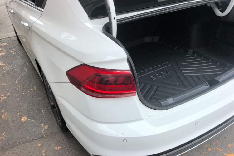 Used Volkswagen Bora 2023 300TSI DSG Prestige Edition Rear Left 45 Deg