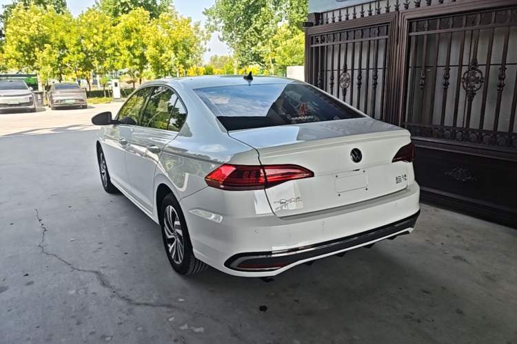Used Volkswagen Bora 2023 200TSI DSG Enjoyment Edition Rear Left 45 Deg