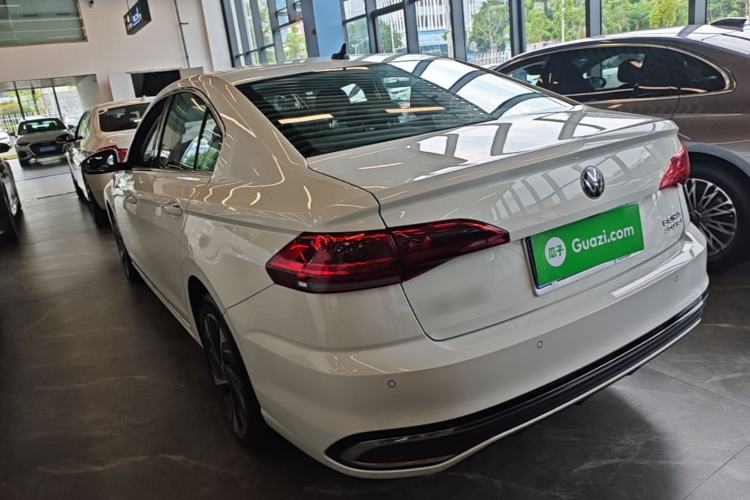 Used Volkswagen Bora 2023 300TSI DSG Prestige Edition Rear Left 45 Deg