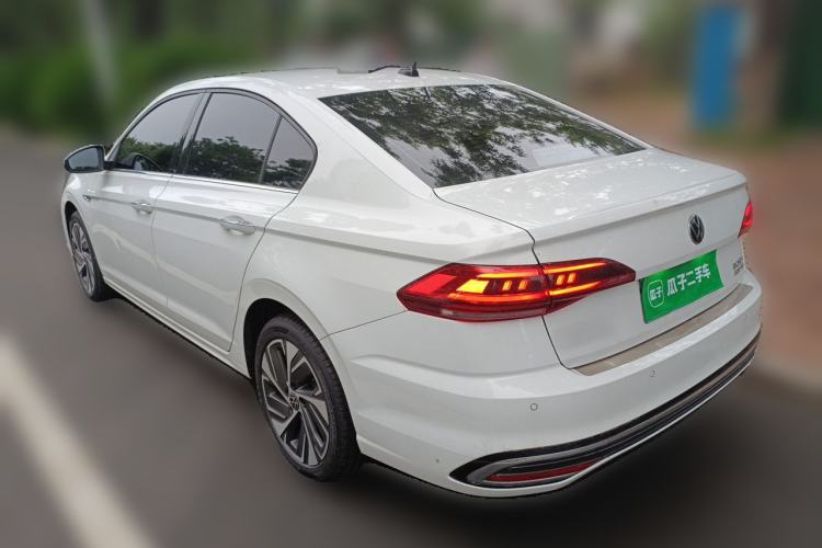 Used Volkswagen Bora 2023 300TSI DSG Prestige Edition Rear Left 45 Deg