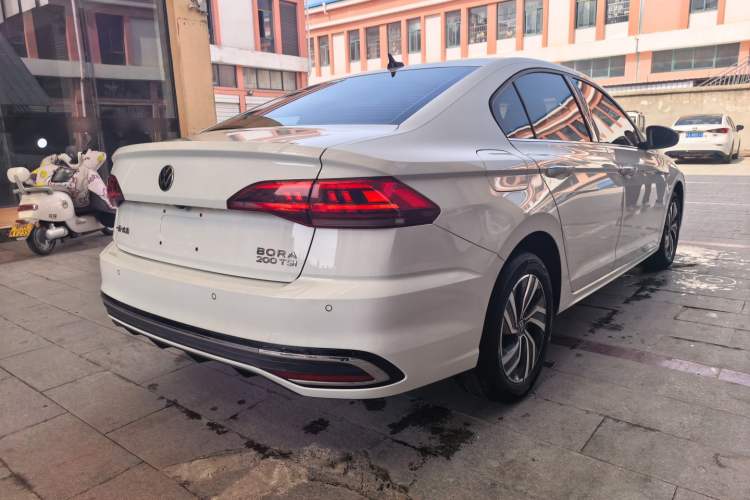 Used Volkswagen Bora 2023 200TSI DSG Enjoyment Edition Rear Right 45 Deg