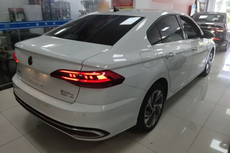 Used Volkswagen Bora 2023 300TSI DSG Prestige Edition Rear Right 45 Deg
