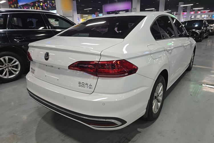 Used Volkswagen Bora 2023 200TSI DSG Comfort Edition Rear Right 45 Deg